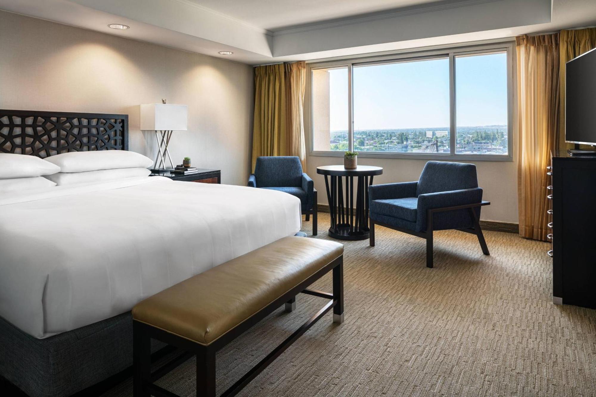 Bakersfield Marriott At The Convention Center Ξενοδοχείο Εξωτερικό φωτογραφία