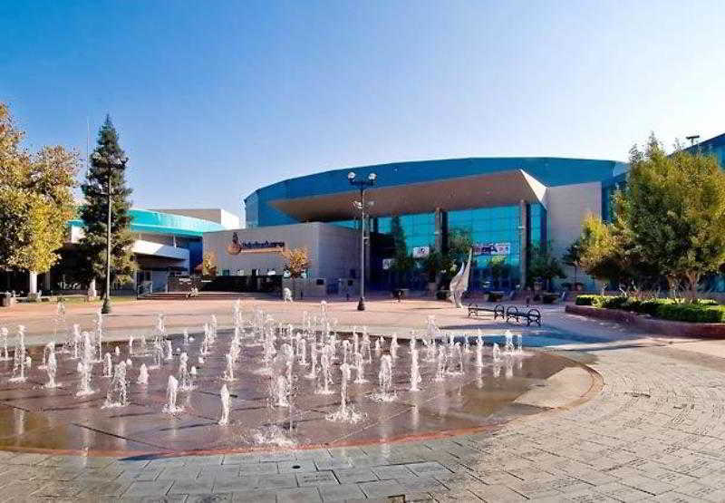 Bakersfield Marriott At The Convention Center Ξενοδοχείο Εξωτερικό φωτογραφία