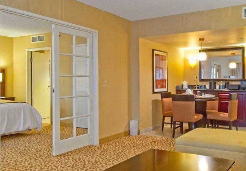 Bakersfield Marriott At The Convention Center Ξενοδοχείο Δωμάτιο φωτογραφία